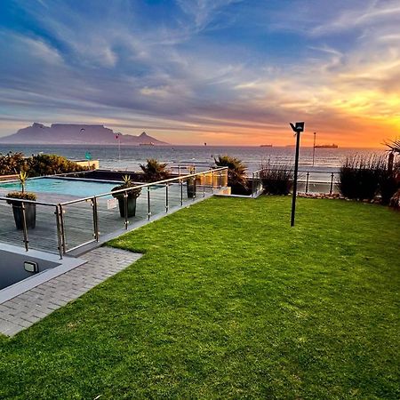 Heaven On Earth - Blouberg Beachfront Self-Catering Apartment Bloubergstrand Luaran gambar