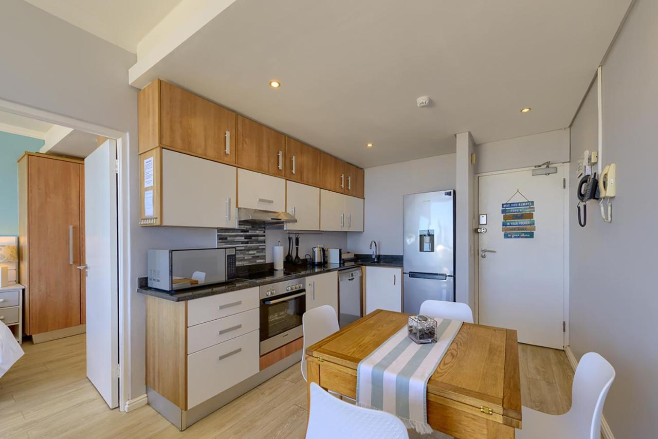 Heaven On Earth - Blouberg Beachfront Self-Catering Apartment Bloubergstrand Luaran gambar