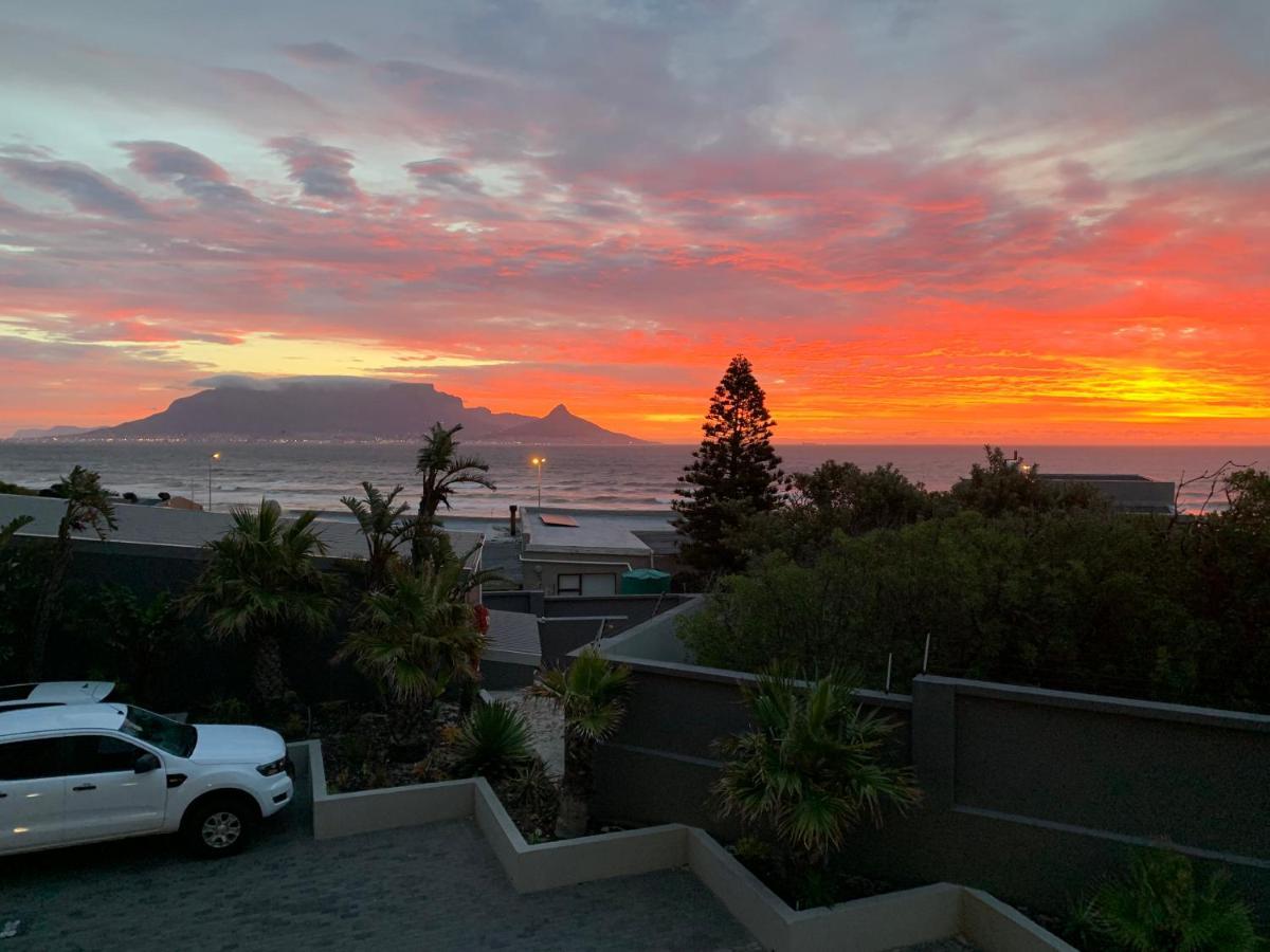 Heaven On Earth - Blouberg Beachfront Self-Catering Apartment Bloubergstrand Luaran gambar