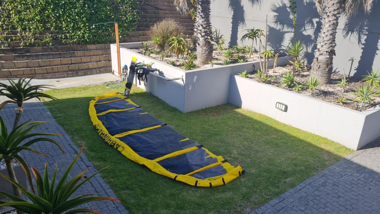 Heaven On Earth - Blouberg Beachfront Self-Catering Apartment Bloubergstrand Luaran gambar