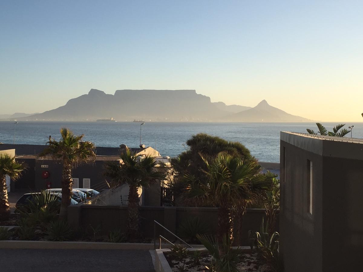 Heaven On Earth - Blouberg Beachfront Self-Catering Apartment Bloubergstrand Luaran gambar