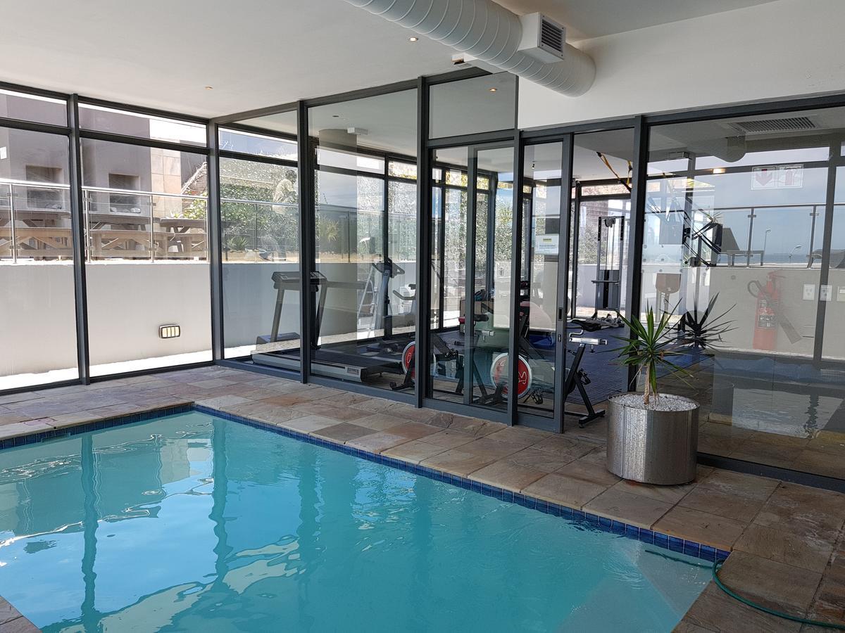 Heaven On Earth - Blouberg Beachfront Self-Catering Apartment Bloubergstrand Luaran gambar